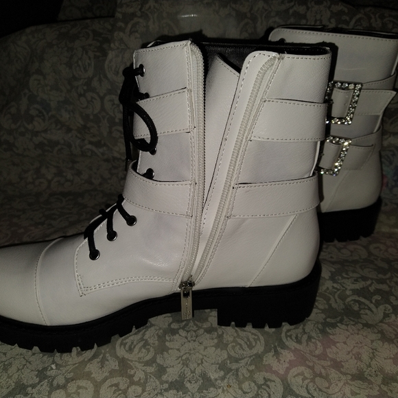 Jessica Simpson boots - Picture 3 of 4